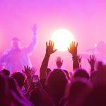 students worshipping